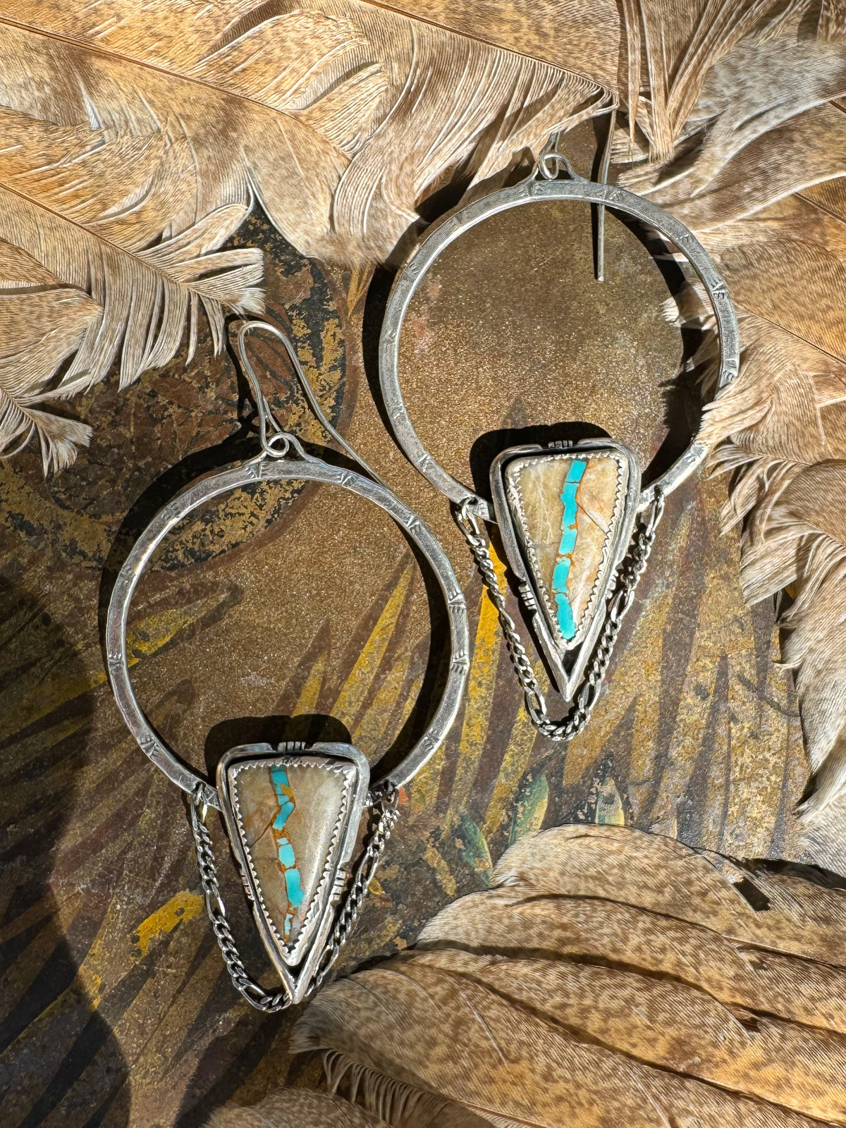 Earrings Royston Ribbon Hand-cut Arrow Hoop with Chain